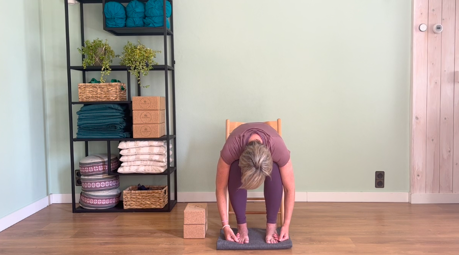 Stoelyoga yin-yoga-lessen-amsterdam