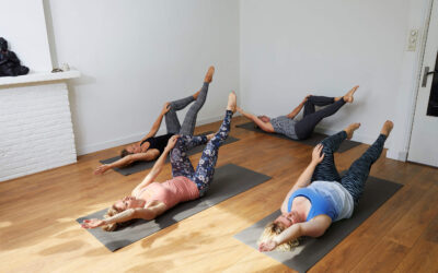 Pilates met een vleugje Yoga als Redder in Nood tijdens de overgang